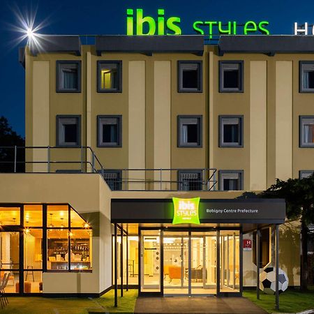 Ibis Styles Bobigny Centre Prefecture Exterior foto