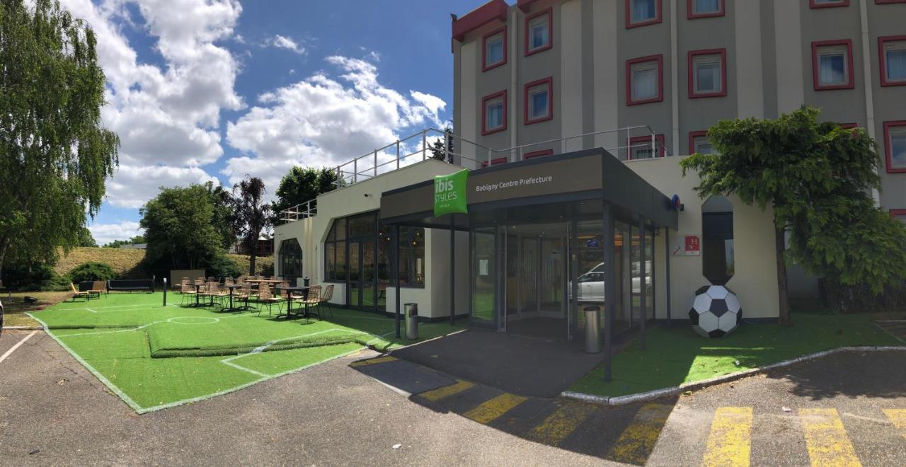 Ibis Styles Bobigny Centre Prefecture Exterior foto