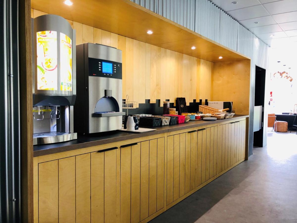Ibis Styles Bobigny Centre Prefecture Exterior foto