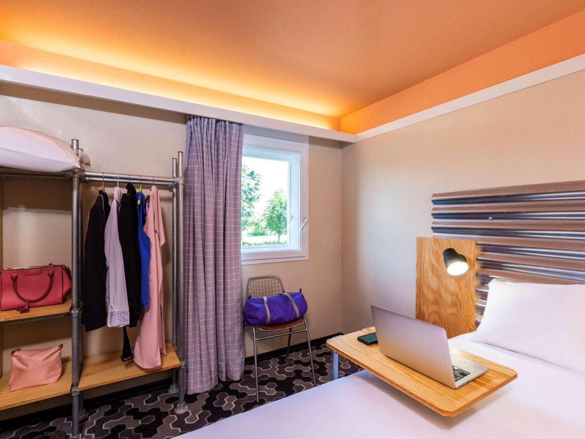 Ibis Styles Bobigny Centre Prefecture Exterior foto