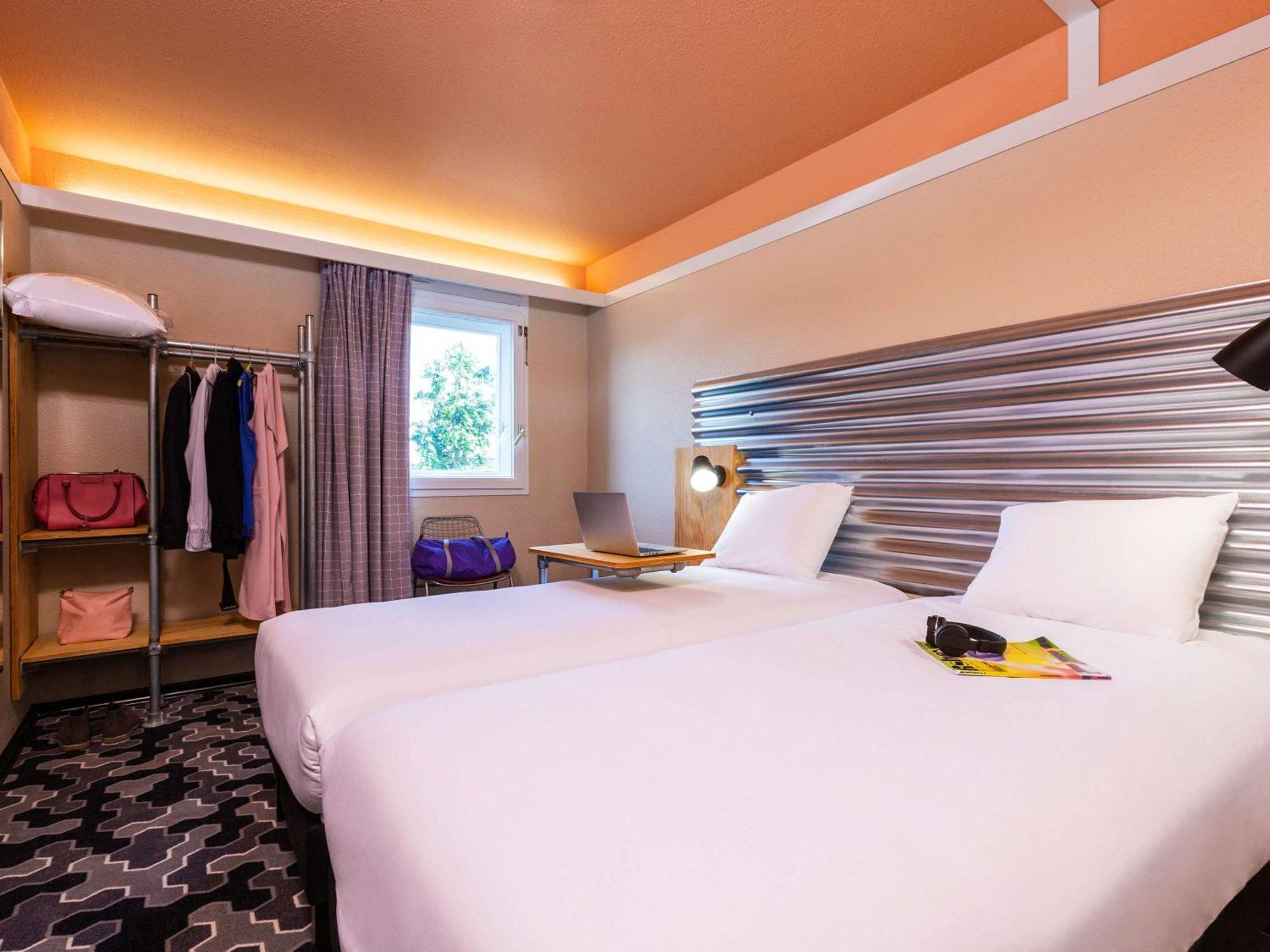 Ibis Styles Bobigny Centre Prefecture Exterior foto
